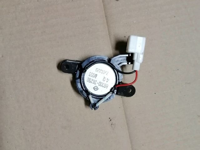 bontott SSANGYONG MUSSO Magassugárzó Hangszóró