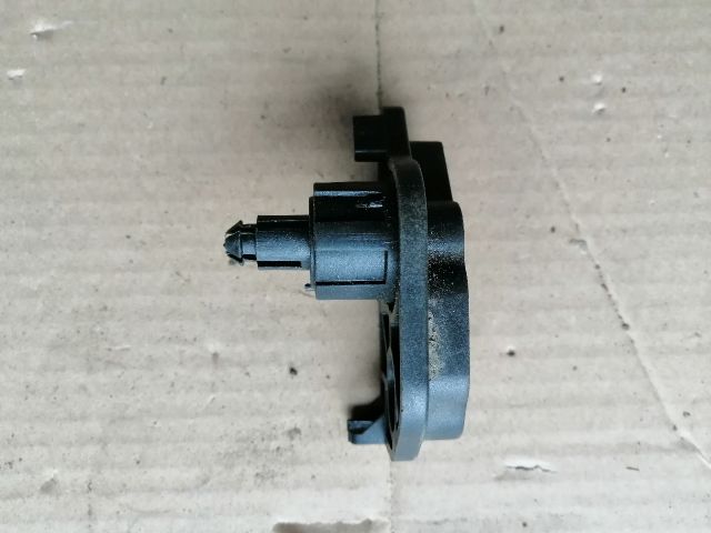 bontott SSANGYONG MUSSO Motorháztető Nyitó Bowden