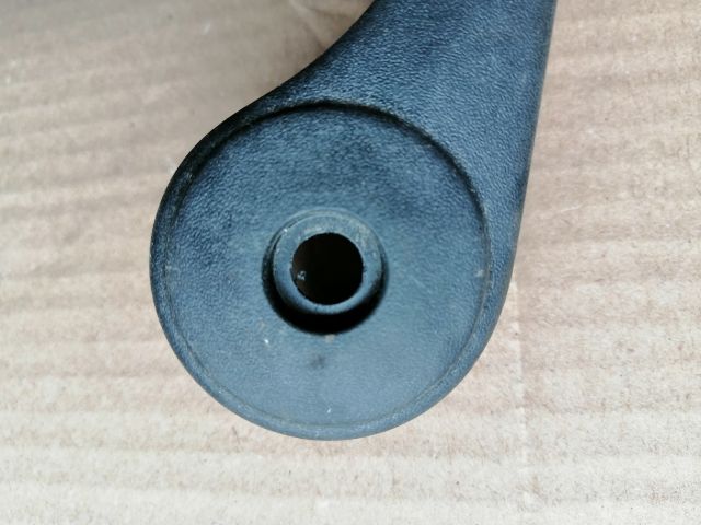 bontott SSANGYONG MUSSO Motorháztető Nyitó Kar / Gomb