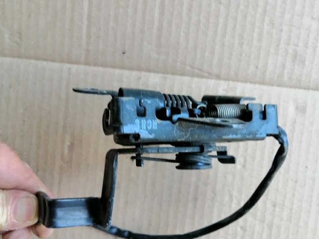 bontott SSANGYONG MUSSO Motorháztető Zárszerkezet