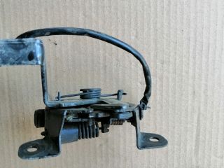 bontott SSANGYONG MUSSO Motorháztető Zárszerkezet