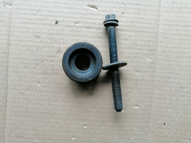 bontott SSANGYONG MUSSO Tartó Bak