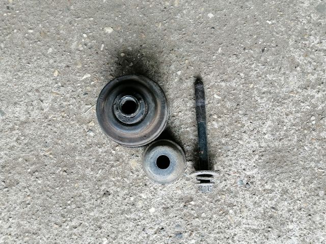 bontott SSANGYONG MUSSO Tartó Bak