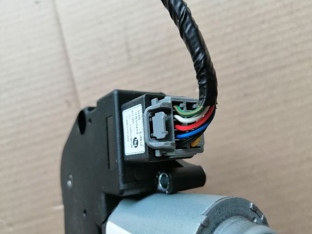 bontott SSANGYONG MUSSO Tetőablak Motor