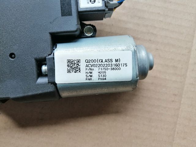 bontott SSANGYONG MUSSO Tetőablak Motor