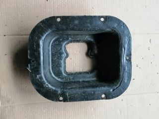 bontott SSANGYONG MUSSO Váltószoknya Rögzítő Keret