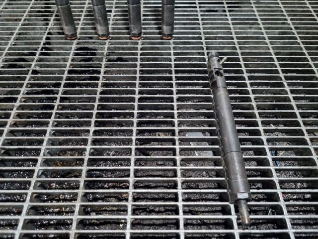 bontott SSANGYONG REXTON Porlasztó (1 db)