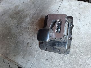 bontott SSANGYONG REXTON Automata Váltókar