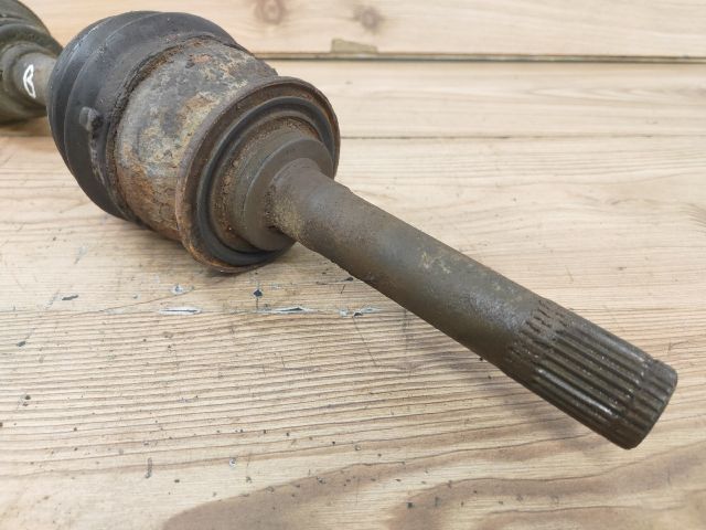 bontott SSANGYONG REXTON Bal Féltengely