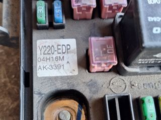 bontott SSANGYONG REXTON Biztosítéktábla Motortér