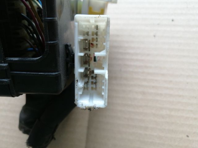 bontott SSANGYONG REXTON Biztosítéktábla Motortér