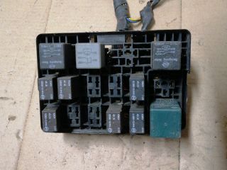 bontott SSANGYONG REXTON Biztosítéktábla Motortér