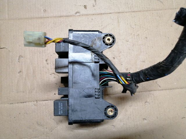 bontott SSANGYONG REXTON Biztosítéktábla Motortér