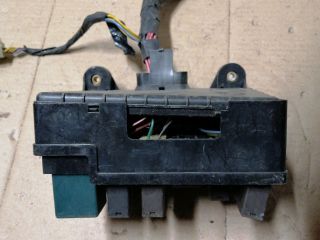 bontott SSANGYONG REXTON Biztosítéktábla Motortér