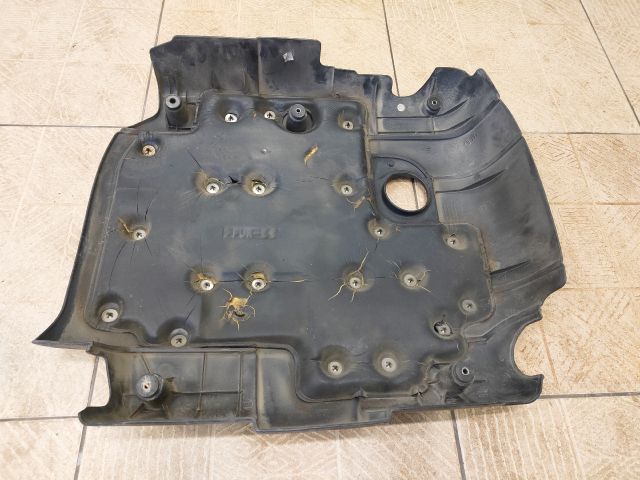 bontott SSANGYONG REXTON Felső Motorburkolat