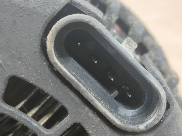 bontott SSANGYONG REXTON Generátor