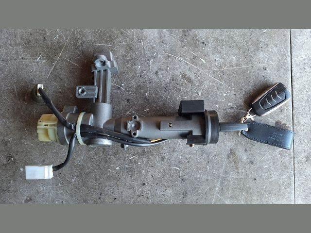 bontott SSANGYONG REXTON Gyújtáskapcsoló Házzal