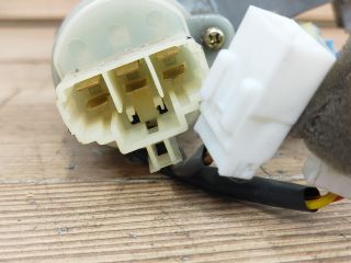 bontott SSANGYONG REXTON Gyújtáskapcsoló