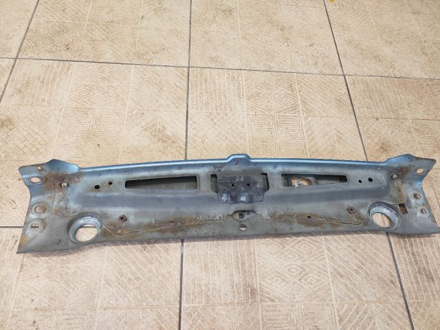 bontott SSANGYONG REXTON Homlokfal (Üres lemez)