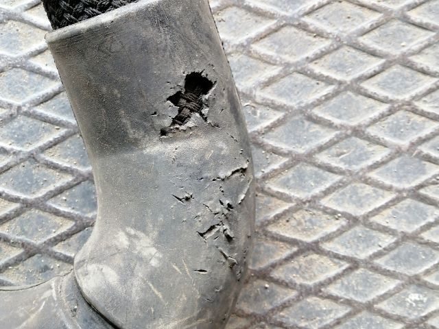 bontott SSANGYONG REXTON Turbócső