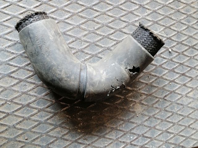 bontott SSANGYONG REXTON Turbócső