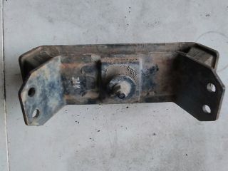 bontott SSANGYONG REXTON Motor Tartó Bak Jobb