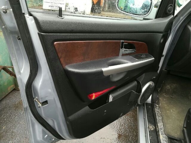 bontott SSANGYONG REXTON Bal C Oszlop Burkolat