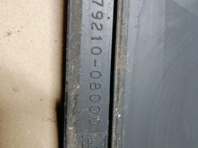 bontott SSANGYONG REXTON Bal C Oszlop Oldalablak Üveg