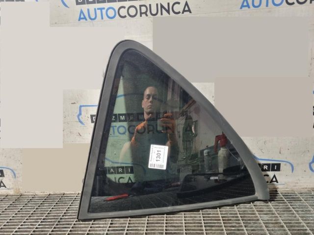 bontott SSANGYONG REXTON Bal C Oszlop Oldalablak Üveg