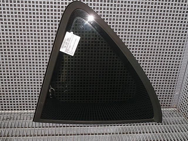 bontott SSANGYONG REXTON Bal C Oszlop