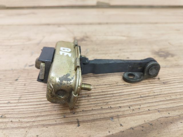 bontott SSANGYONG REXTON Bal első Ajtóhatároló