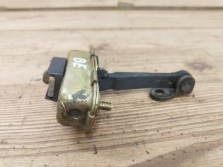 bontott SSANGYONG REXTON Bal első Ajtóhatároló