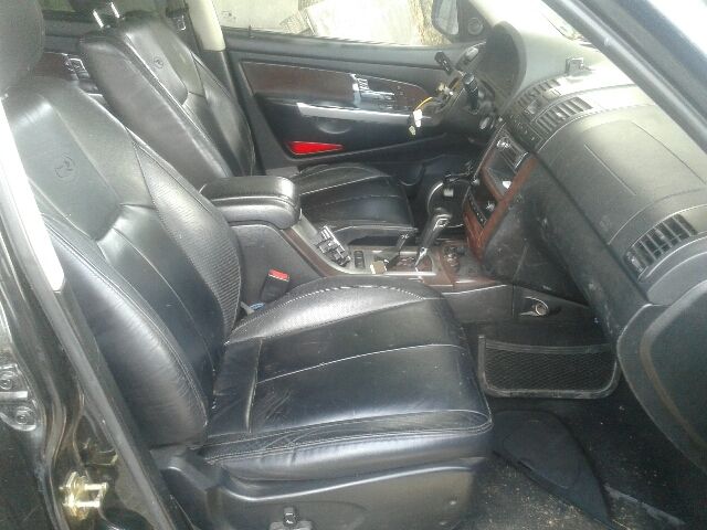 bontott SSANGYONG REXTON Bal első Alsó Zsanér