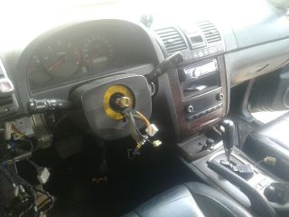 bontott SSANGYONG REXTON Bal első Alsó Zsanér