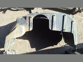 bontott SSANGYONG REXTON Bal első Dobbetét (Kerékjárati, Műanyag)