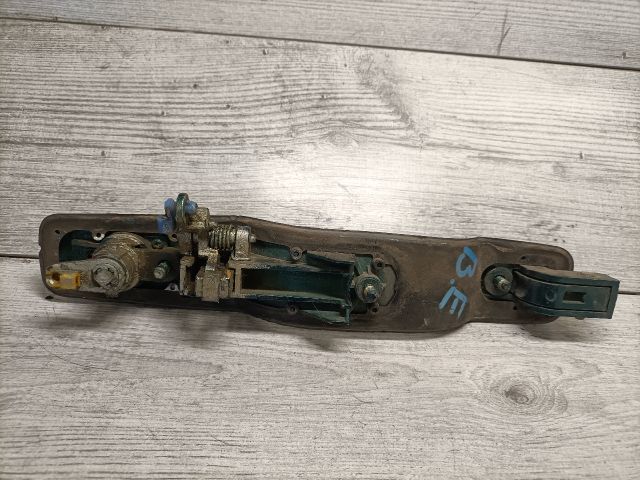 bontott SSANGYONG REXTON Bal első Külső Kilincs