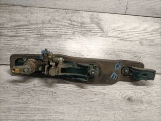 bontott SSANGYONG REXTON Bal első Külső Kilincs