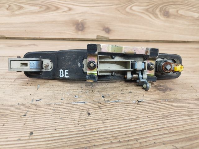 bontott SSANGYONG REXTON Bal első Külső Kilincs