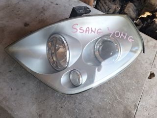 bontott SSANGYONG REXTON Bal Fényszóró