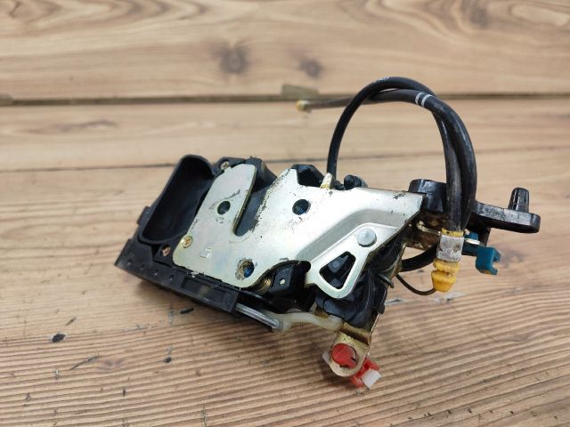 bontott SSANGYONG REXTON Bal hátsó Ajtózár