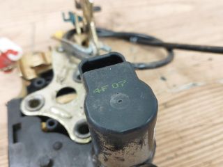 bontott SSANGYONG REXTON Bal hátsó Ajtózár