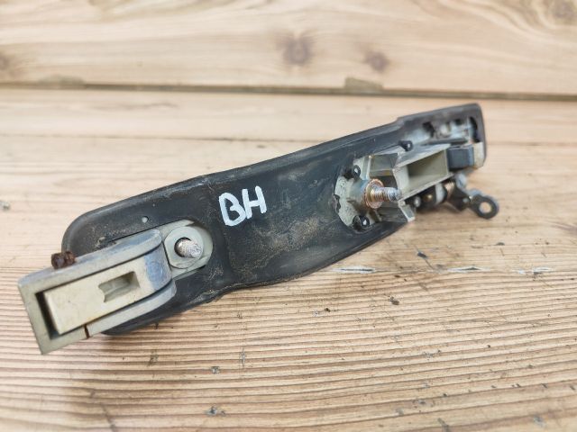 bontott SSANGYONG REXTON Bal hátsó Külső Kilincs