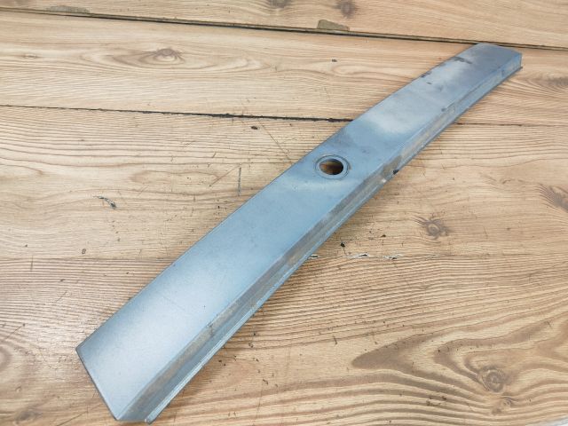 bontott SSANGYONG REXTON Csomagtérajtó Díszléc