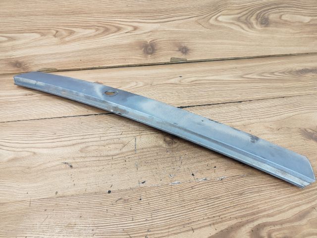 bontott SSANGYONG REXTON Csomagtérajtó Díszléc