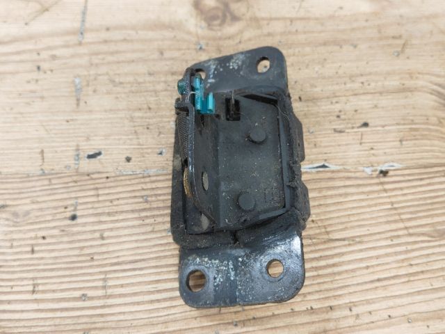 bontott SSANGYONG REXTON Csomagtérajtó Zárszerkezet