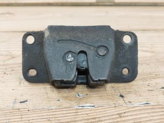 bontott SSANGYONG REXTON Csomagtérajtó Zárszerkezet