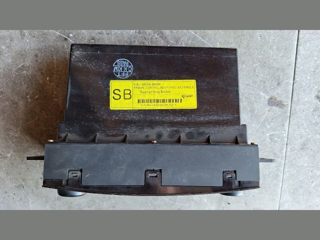 bontott SSANGYONG REXTON Fűtéskapcsoló (digit klímás)