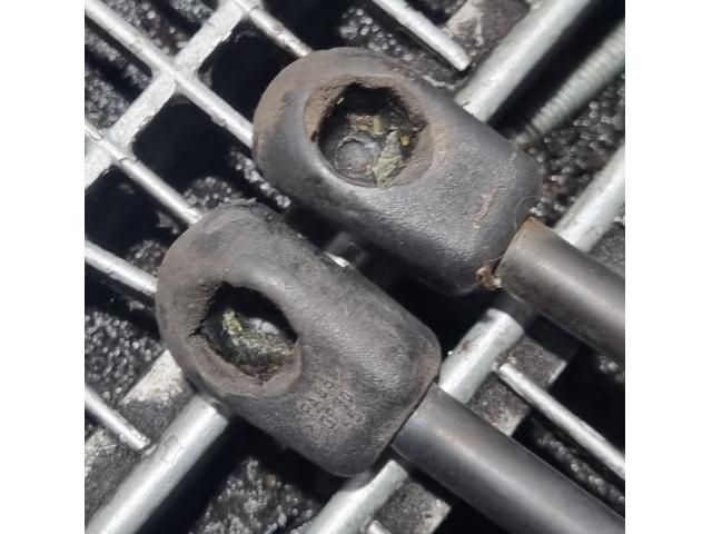 bontott SSANGYONG REXTON Gázrugós Kitámasztó Teleszkóp Csomagtérajtó (Pozíciófüggetlen)