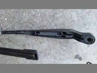 bontott SSANGYONG REXTON Hátsó Ablaktörlő Kar