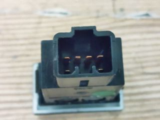 bontott SSANGYONG REXTON Hátsó Ködzárófény Kapcsoló